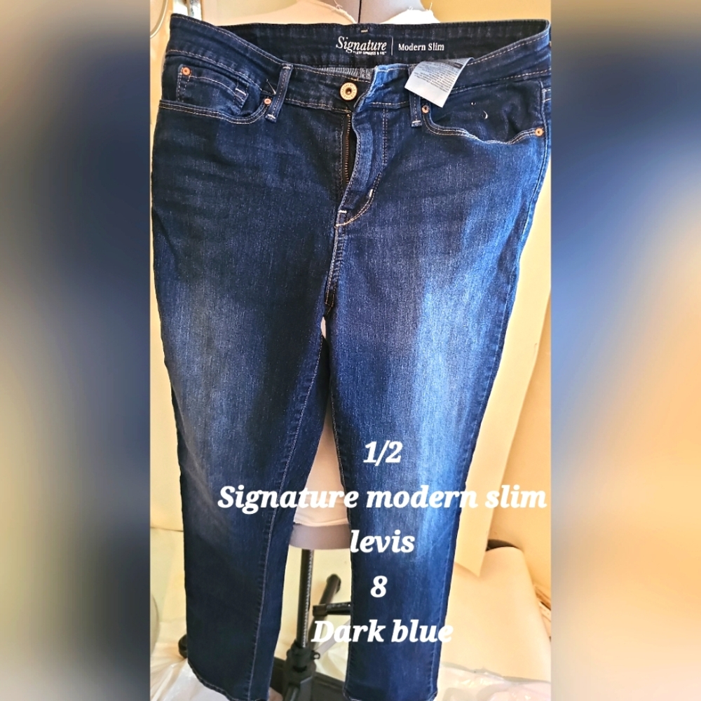 Levi's modern Jeans size 8